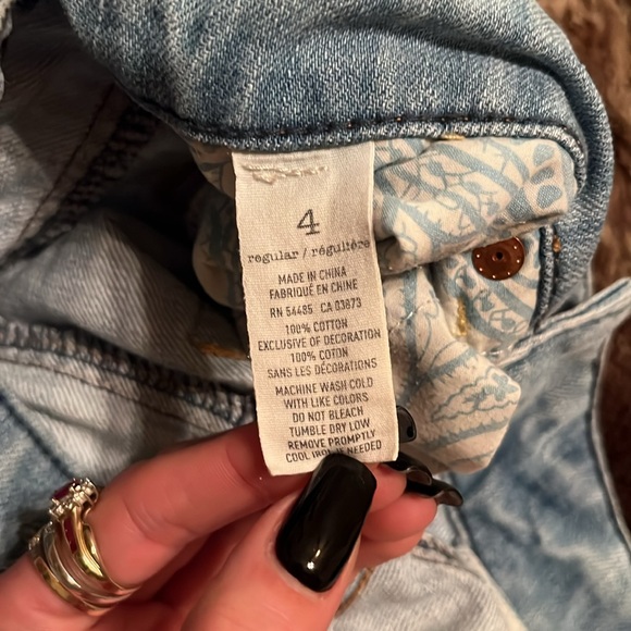 Low Rise Cropped Jeans - Picture 6 of 12